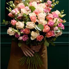 Pink Rose and Lizianthus Boquet 