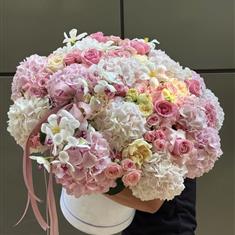 XXL Pink &amp; Pastel Hyd Boquet
