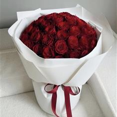 Luxury 30 Red Roses Boquet
