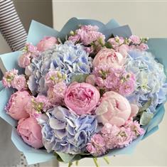 Blue Hyd &amp; Pink Mix Flowers
