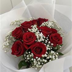 6 Red Roses 