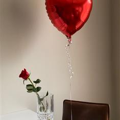Balloon &amp; Rose 